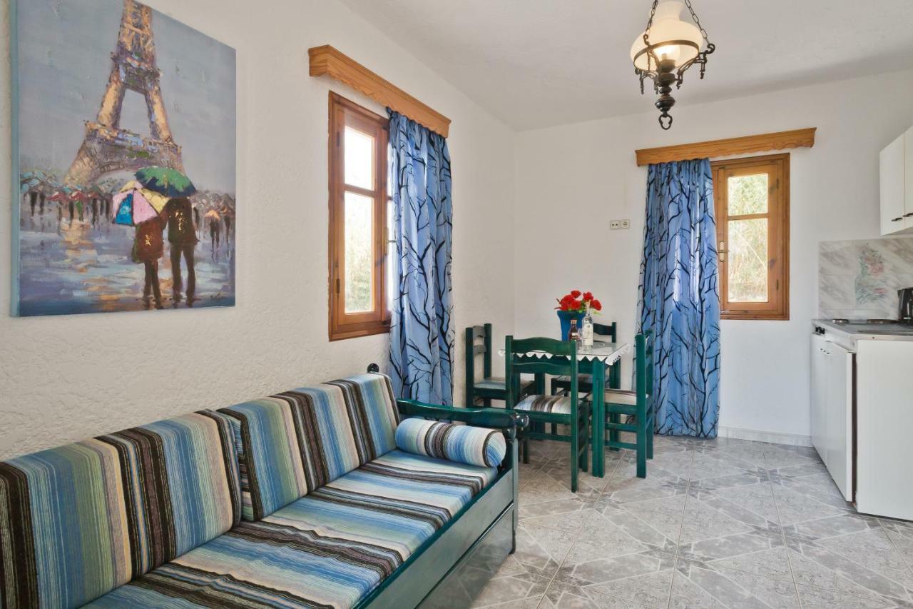 ארקסה Montemar Studios & Apartments מראה חיצוני תמונה