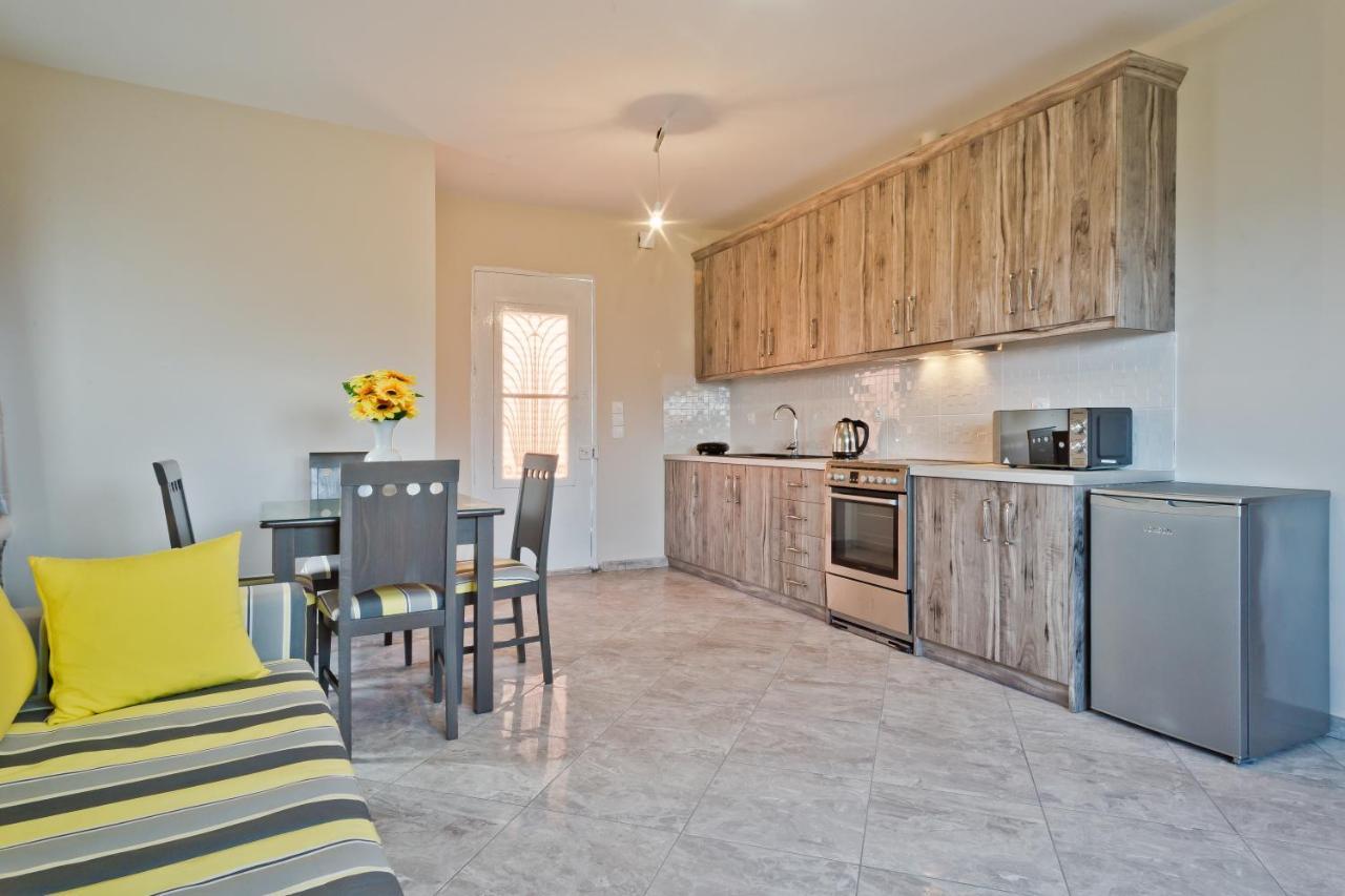 ארקסה Montemar Studios & Apartments מראה חיצוני תמונה